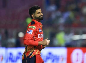 Shreyas Iyer's Asia Cup Omission Sparks Controversy: Ex-Pakistan Player Claims He'd Be 'A Category' Star in Their Team