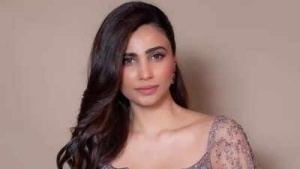 Daisy Shah Exposes Toxic Relationship: Bollywood Star Reveals Ex-Boyfriend's Insecurity Over Her Success and Male Co-Stars